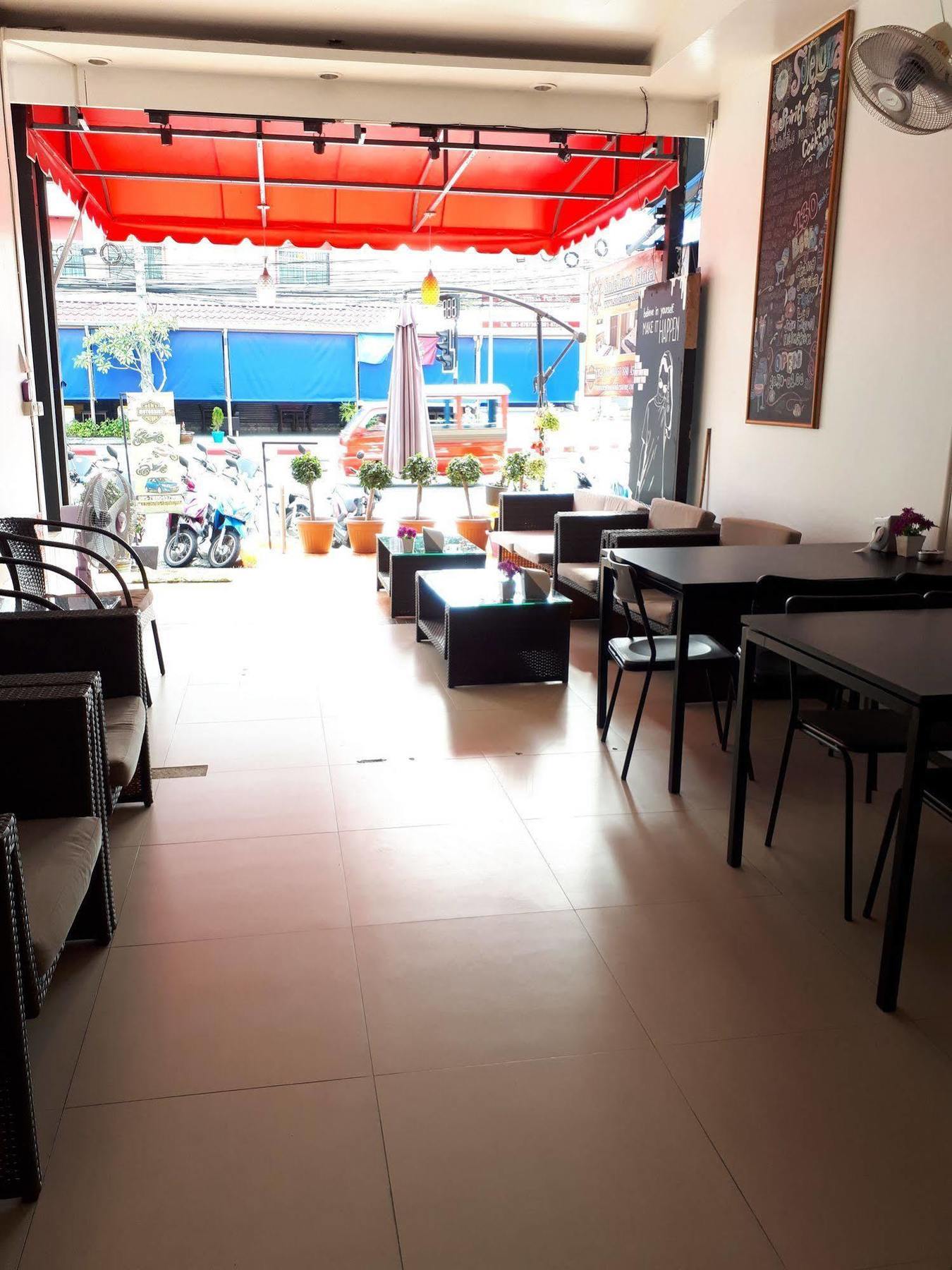 Soleluna Hotel Patong Exterior foto